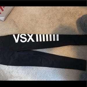 Victoria’s Secret sport leggings